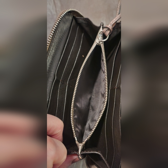 Chloe` Paddington Long Zip Leather Wallet Gold 7.5" X 4" - Picture 12 of 15